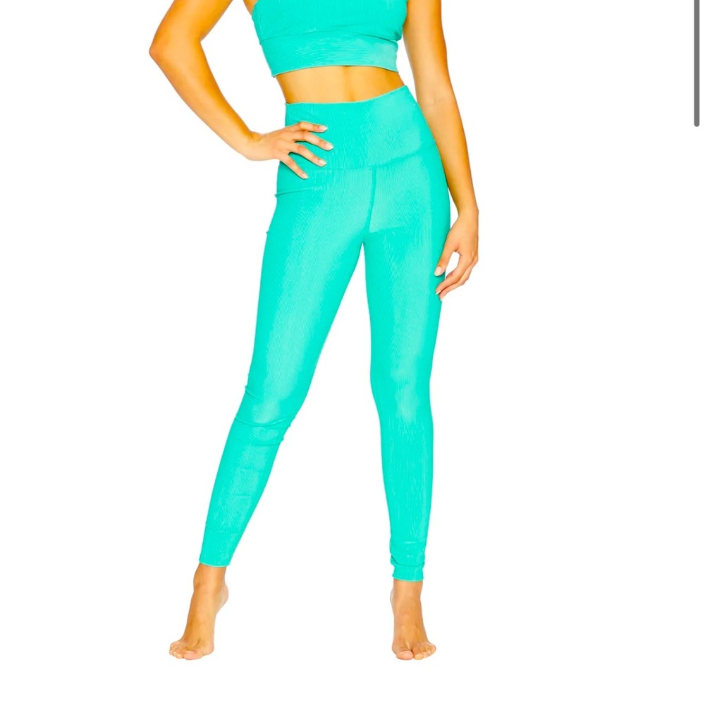BEACH RIOT Summer 78 Pocket Leggings